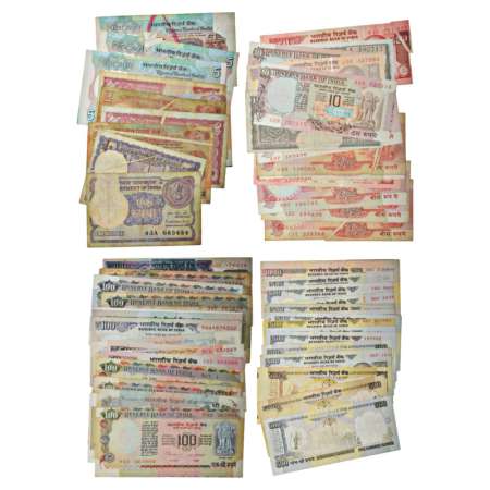 A group of 56 misprint notes, includes 2x 1 rupee, 5x 2 rupees, 3x 5 rupees, 5x 10 rupees,