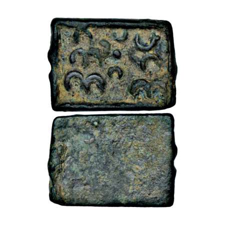 Early uninscribed cast copper coinage, Deccan series, rectangular coin of multi-symbol typ