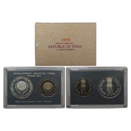 1979, Happy Child Nation's Pride, Proof set of 2 coins, 50 rupees and 10 rupees, Bombay mi