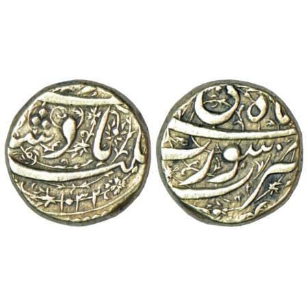 Jahangir (1605-1627 AD), silver rupee, 11.40g, Surat mint, Di, AH 1032, decorative fields.