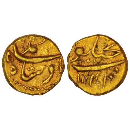 Muhammad Shah (1719-1748 AD), gold ½ pagoda, Ganjikot mint, AH 1141, unlisted in major pub
