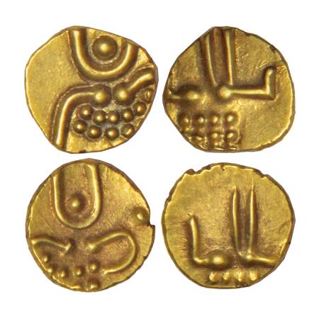 Coorg, Veera raya, gold fanam (2), 0.38 and 0.41g. Obv: Stylized lion. Rev: Crocodile. (2 