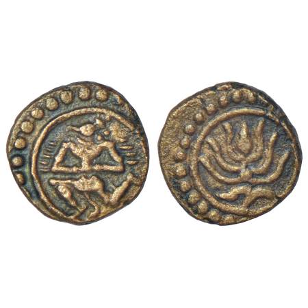 Travancore, copper thira cash, BS 183.1, 1.03g. Obv: Garuda standing facing left within ci