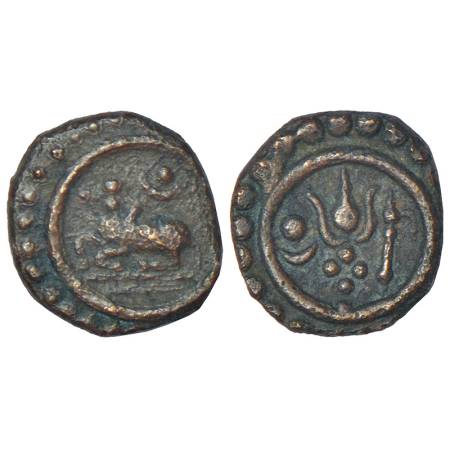 Travancore, copper thira cash, BS 300.1, 1.17g. Obv: Couchant bull facing to left. Rev: Lo