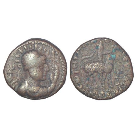 Kushans, copper unit of Vima Takto 'Soter Megas' (c.80-95AD), MACW 2938, 8.11g. Obv: diade
