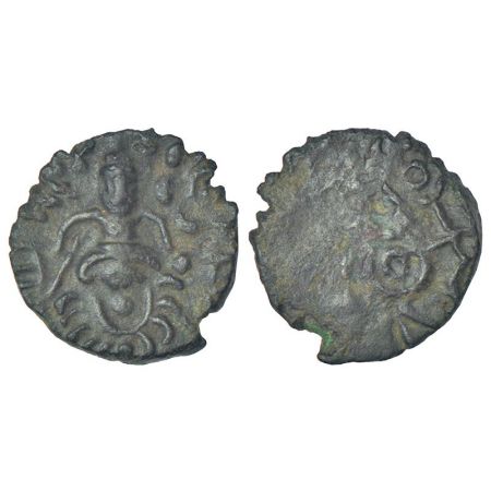 Ancient Malwa, post-Mauryan uninscribed die-struck coinage, Ujjain region - copper coin of