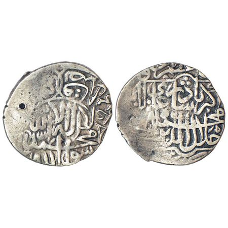 Akbar (1556-1605 AD) - silver shahrukhi, Kabul mint (not visible), date not visible, KM 70