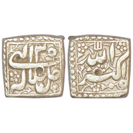 Akbar (1555-1605 AD), silver square rupee, mintless type, Ilahi 35, KM 91.1, 11.32g. Decor