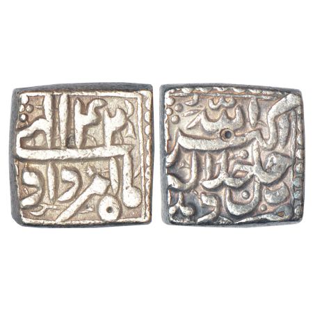 Akbar (1556-1605 AD), silver square rupee, Delhi mint, Amardad 42, KM 88.2, 11.37g. Extrem