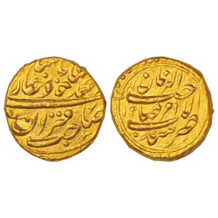 Muhammad Shah (1719-1748 AD) - gold ½ Mohur, Sind mint, KM D438.2. 5.50g. Obv: name and ti