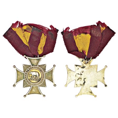 Second Elephant Cross, silver medal, 12.26g. Around border circle ARMY TEMPERANCE ASSOCIAT