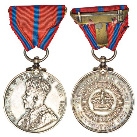 George V, Metropolitan Police-Coronation 1911, silver medal, 37.68g. Obv: Portrait bust of