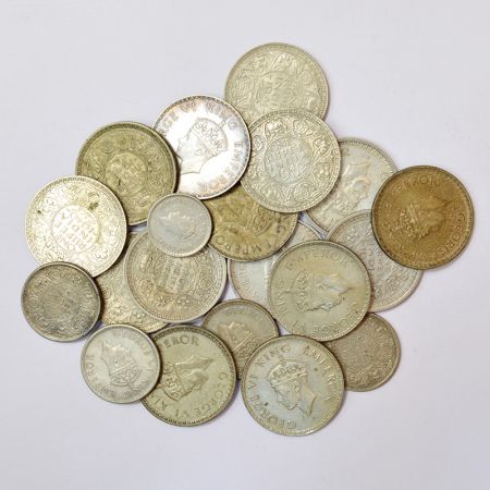 A group of 20 George VI half silver coins, includes 15x rupee, 4x ½ rupee and 1x ¼ rupee, 