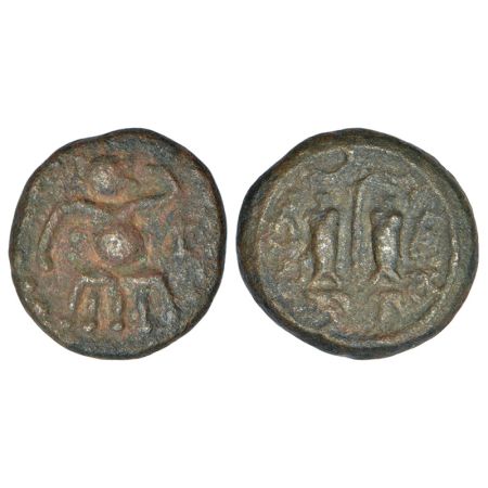 Pandyas of Madurai, copper coin of uncertain ruler, (1200-1300 AD), 3.38g. Obv: 'standing 
