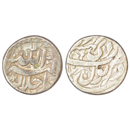 Akbar (1556-1605 AD), silver rupee, Dewal Bandar mint, Ardibihisht, KM 93.9, 11.18g. Obv: 