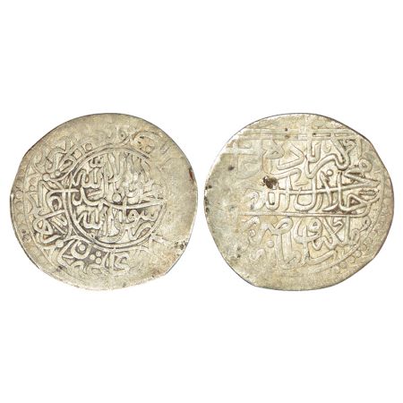 Akbar (1556-1605 AD) - silver Shahrukhi, Kabul mint (partly visible), 4.16g. Obv: Shahada 
