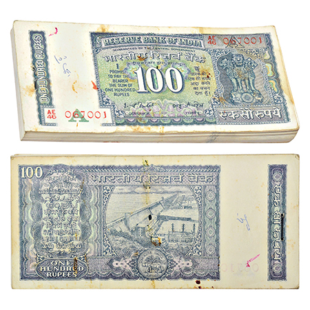100 rupees, full packet of 100 notes, Dam series, signed by I.G. Patel, inset 'A', serial 