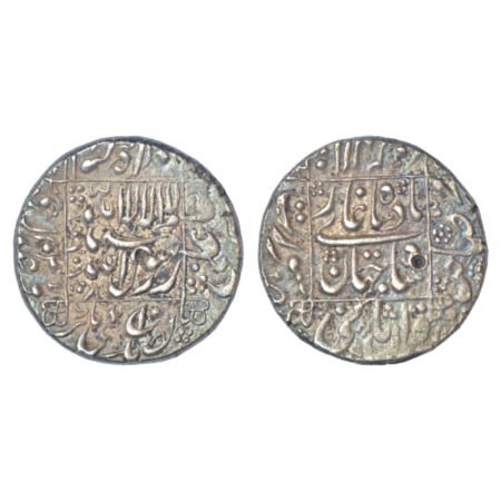 Shah Jahan (1628-1658 AD), silver rupee, Surat mint (fully visible), AH 1045/RY 8, KM 235.