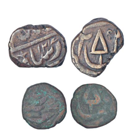 Shah Alam II (1759-1806 AD), copper paisa, AH 1216, KM 549.2, 7.90g and ½ paisa, AH 1216, 