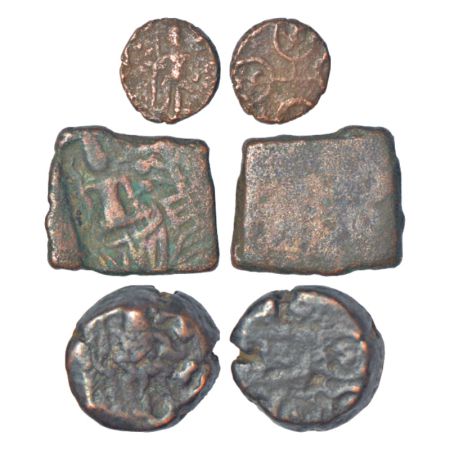Ancient Malwa - three post-Mauryan uninscribed die-struck coppers coin of Ujjain area, 'st