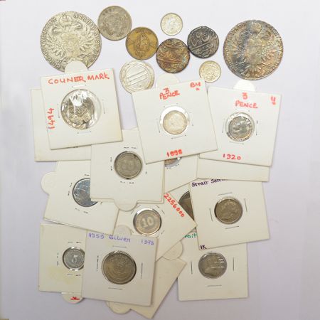 A group of 26 Foreign silver coins, includes Austria, Hong Kong, New Zealand, Strait Settl