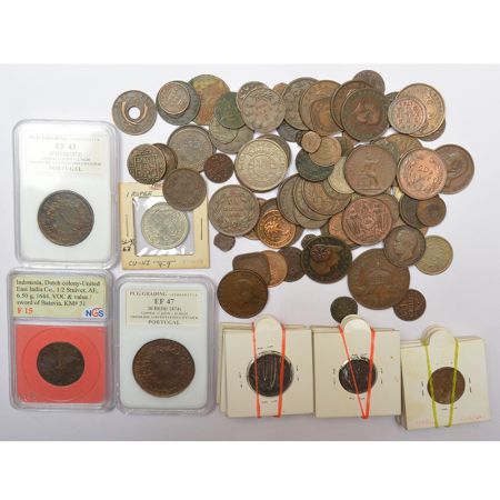 A group of 120 Foreign copper and nickel coins, includes Bhutan, Ceylon, Maldives, Mombasa