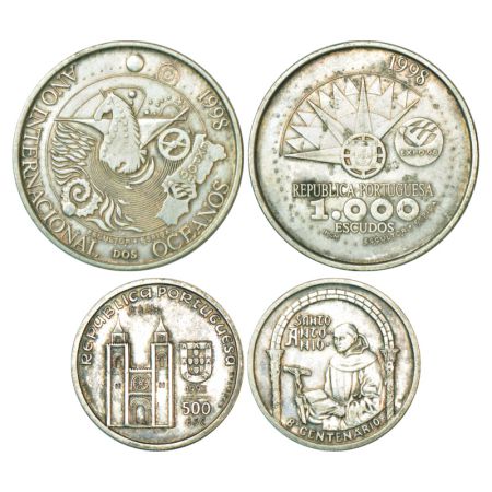 Portugal, silver coins (2). (A) 1000 Escudos, 26.84g, 1998. Obv: Shield & logo. Rev: Styli