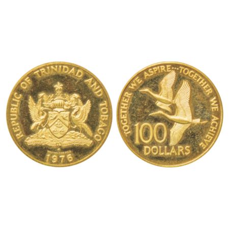 Trinidad & Tobago, gold 100 dollar (50% gold), 1976, 6.41g. Obv: Coat of arms of Trinidad 
