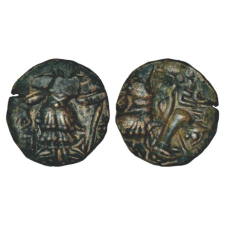 Huns, Kashmir, Toramana II (540-570 AD), copper drachma, 6.95g. Obv: King standing slightl